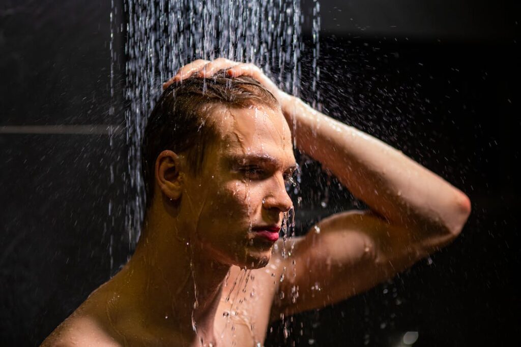 L'après-shampoing permet de préserver une longueur capillaire saine sans les abîmer